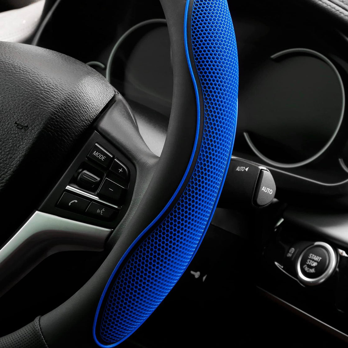 Achiou Car Steering Wheel Cover Comfortable and Breathable